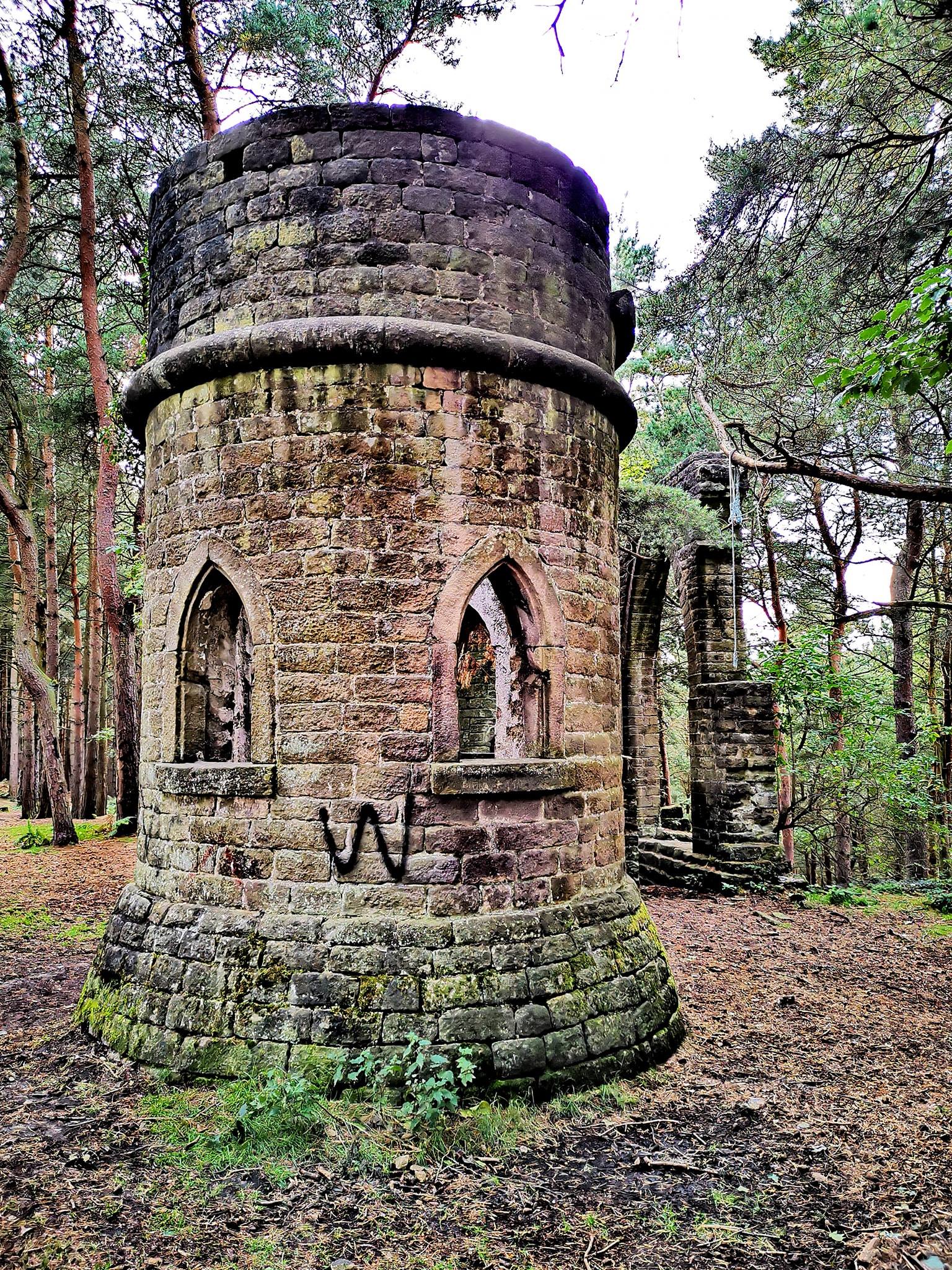 Harden Grange Folly (7)