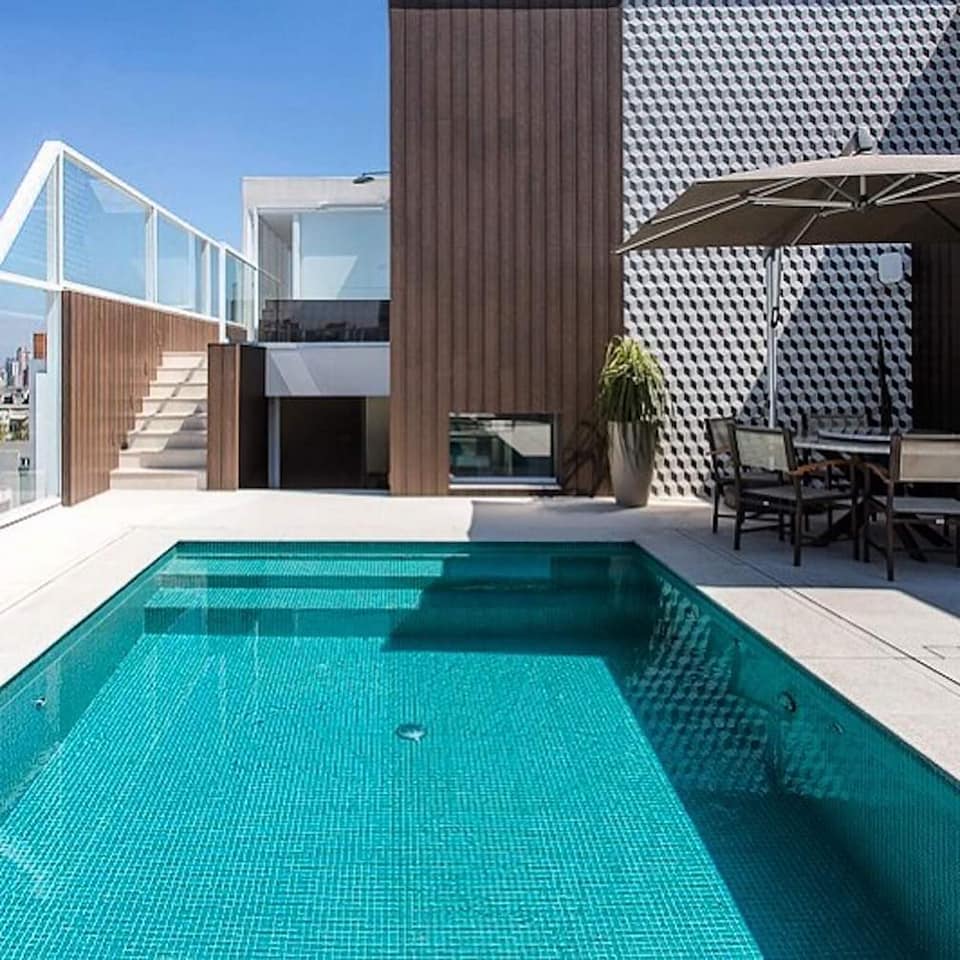 Top 10 Luxury Swimming Pool Designs Of 2021