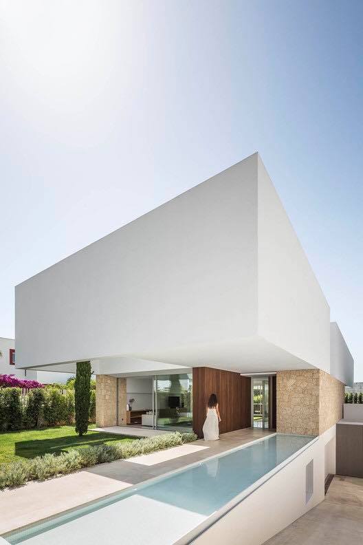 The House of Three Trees Gallardo Llopis Architects (3)