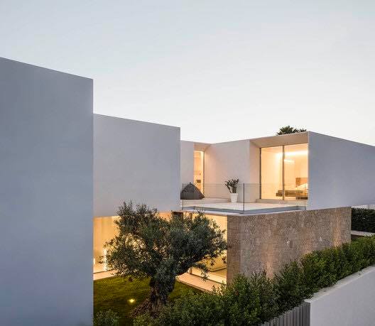 The House of Three Trees Gallardo Llopis Architects (8)