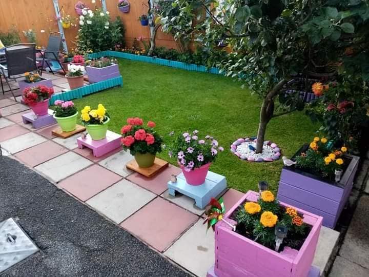 colourful plant pot ideas (33)