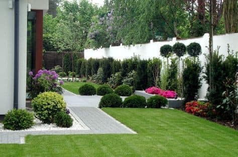 Geometric Lawn Ideas (10)