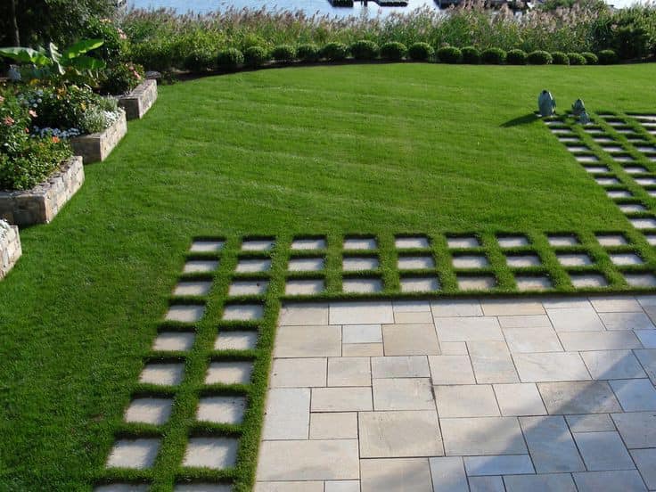 Geometric Lawn Ideas (4)