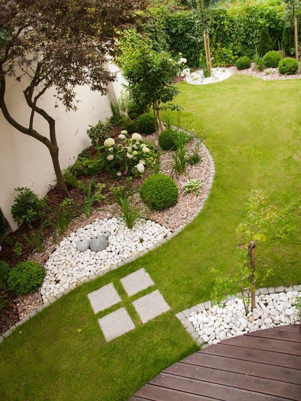 Geometric Lawn Ideas (7)